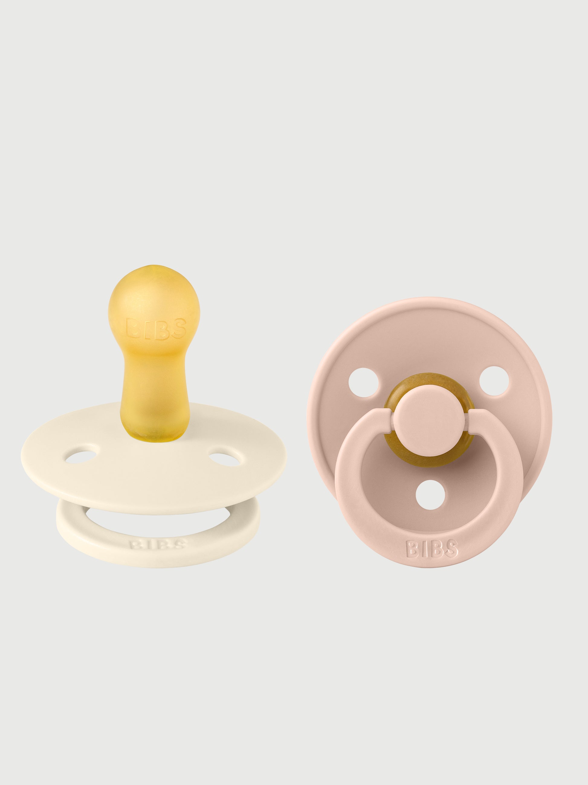 To naturlige og nænsomt designede BIBS sutteflasker i premium kvalitet, én i ivory med rund sut og én i blush med klassisk. - BIBS Colour 2 Stk. Size 1 Ivory/Blush